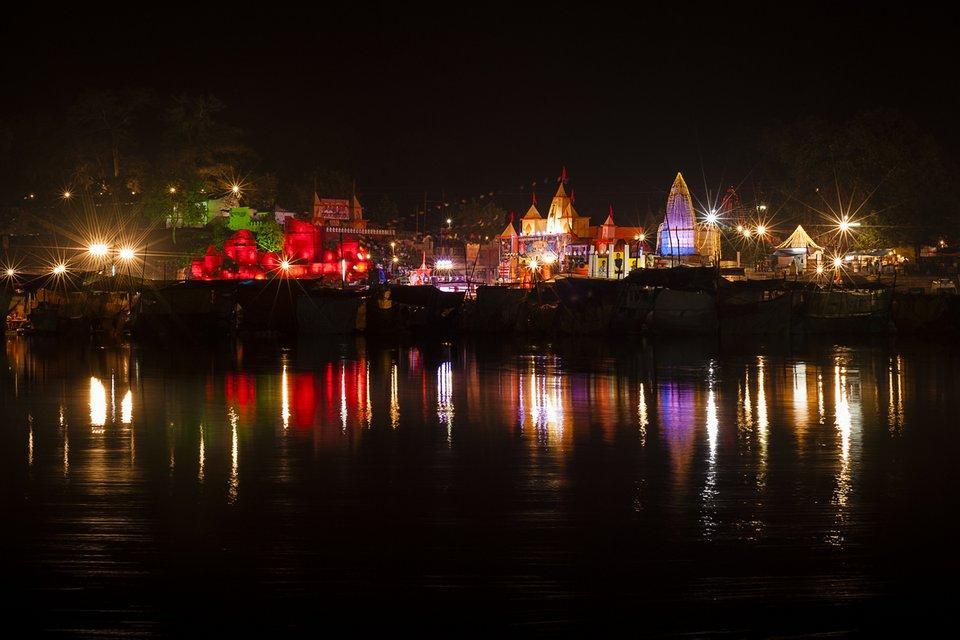 Rajiv Lochan Temple complex lit up at night during Rajim Kumbh