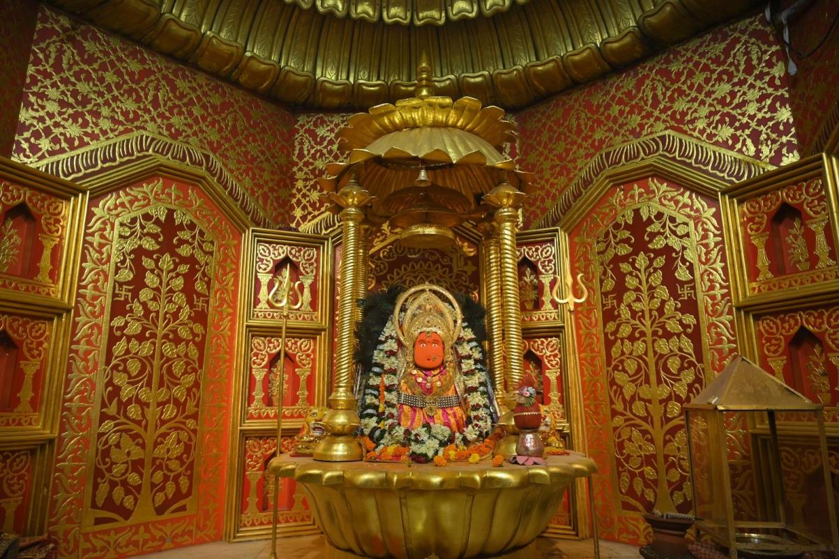 Gold-adorned sanctum of Maa Bamleshwari Temple in Dongargarh